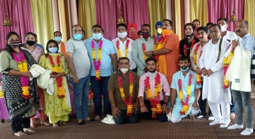 Officials of Uttaranchal Punjabi Mahasabha welcomed