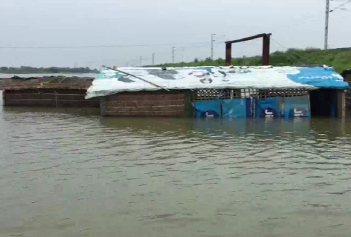 flood situation and all the latest updates of Bihar and assam
