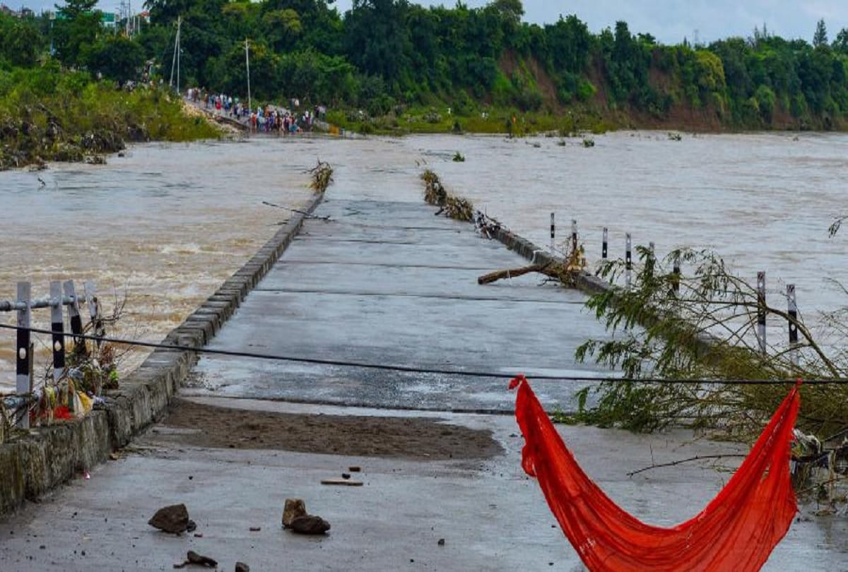 20 people with 3 Indians missing in Nepal river flood