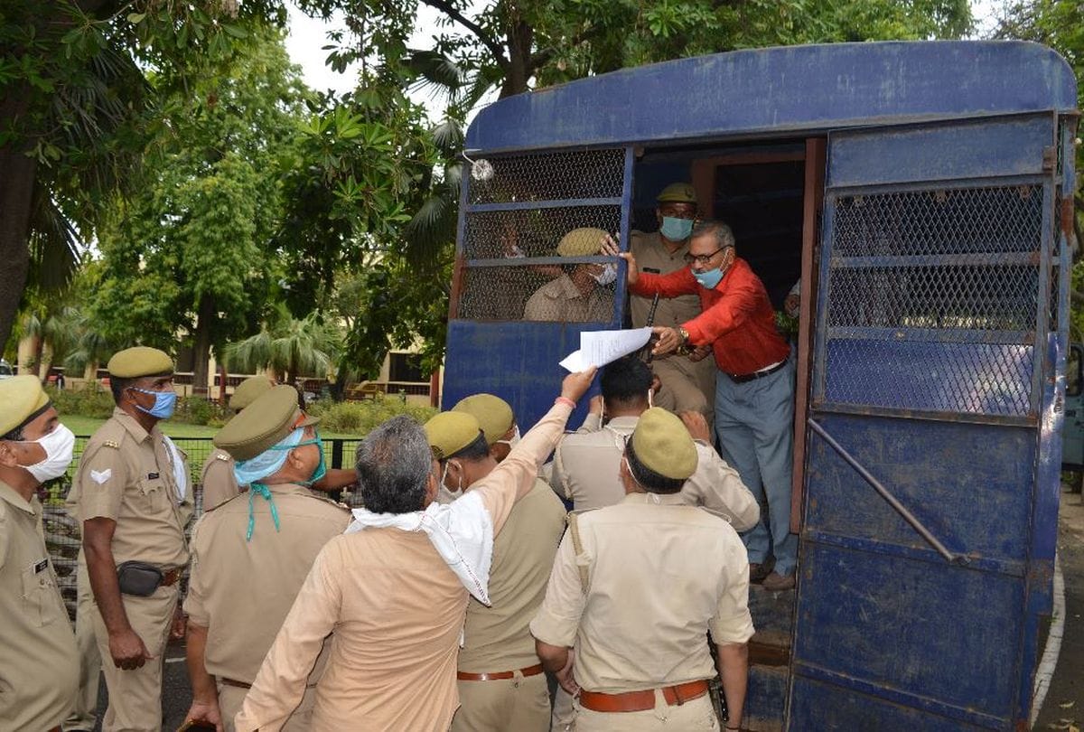 Life Sentence Of 11 Policeman In Murder Case Of Raja Mansingh Side Story