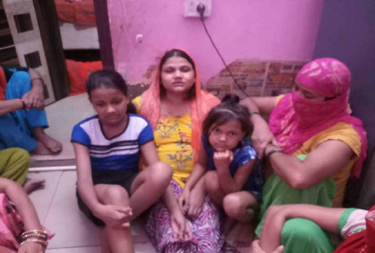 Journalist Vikram Joshi murder case Ghaziabad people angry demands death sentence to accused