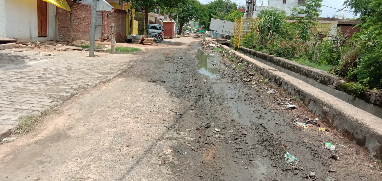 canal ki safai