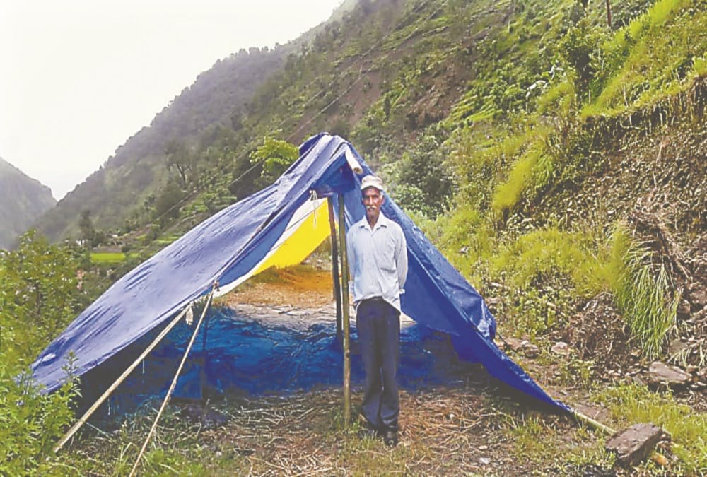 Disaster in Pithoragarh Uttarakhand: Nine Dead bodies Recovered till now, villagers spent night in tent