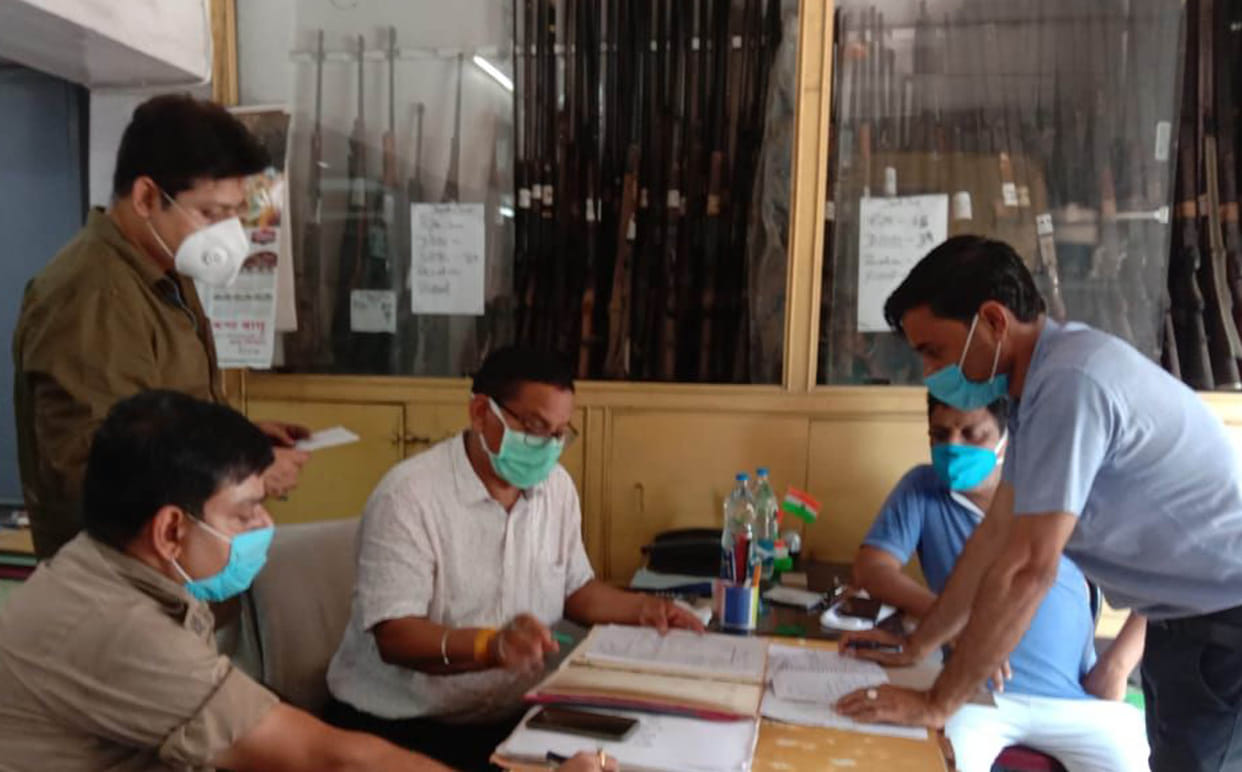 Only nine surrendered arms, 103 notices again