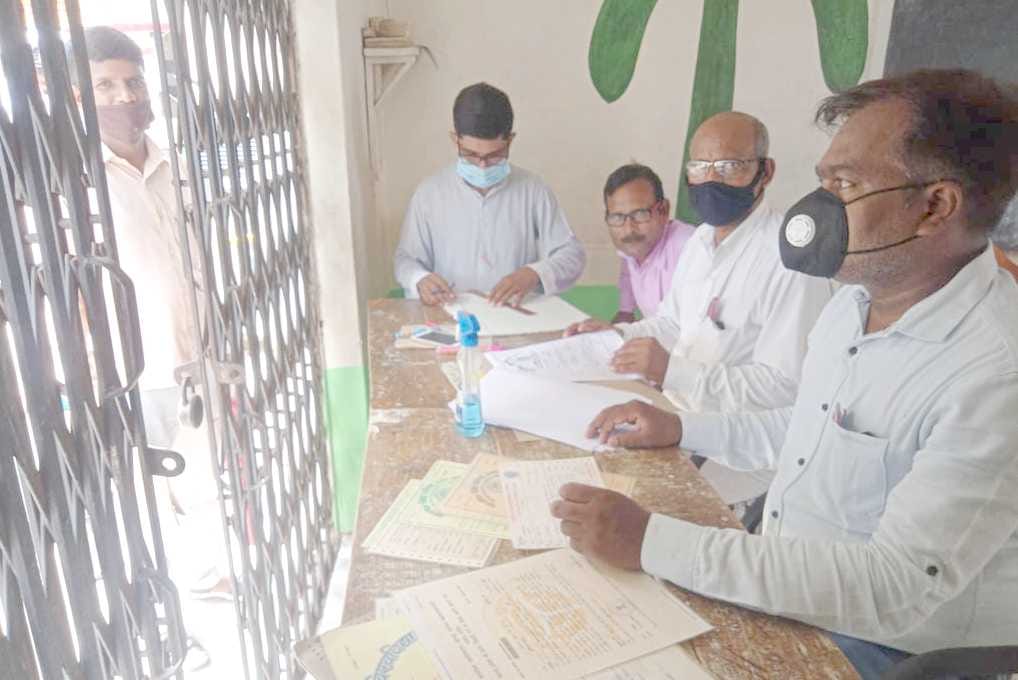 Examination of 87 instructors' educational certificates