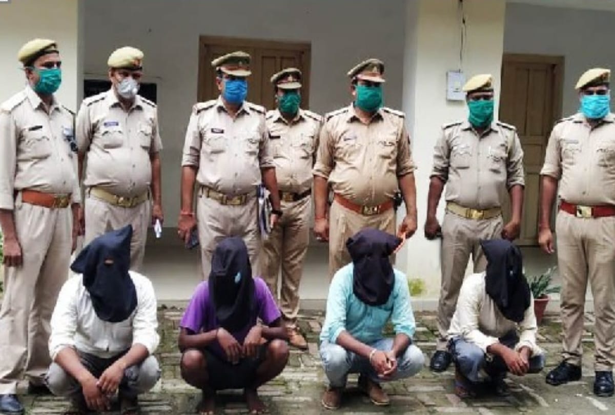Gang of four miscreants robbed in liquor store arrested in Gorakhpur