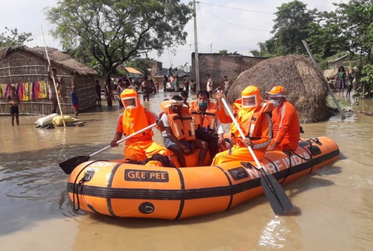 NDRF team engaged in flood affected area at Kushinagar