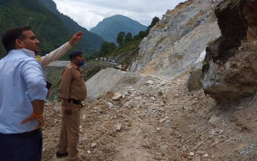 Administration is unable to open 23 closed roads
