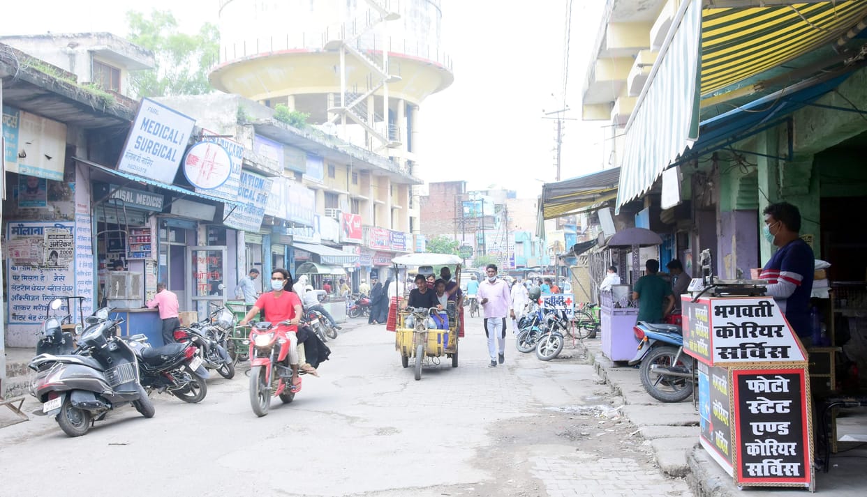 no guadline follow by shopkeeper in sambhal