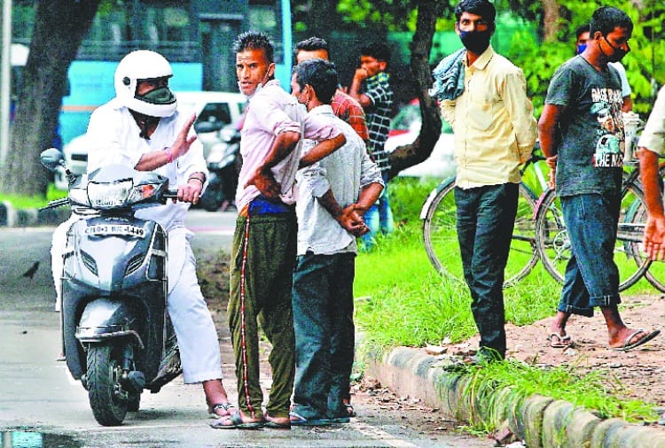 Migrant Workers Life Reality Check in Corona Pandemic Perios from Labour Chowk Chandigarh
