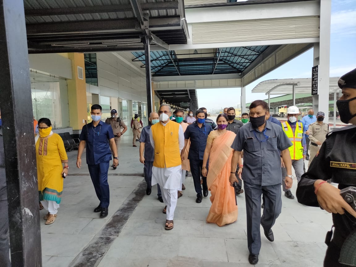 uttarakhand news :  cm inspection rishikesh railway station