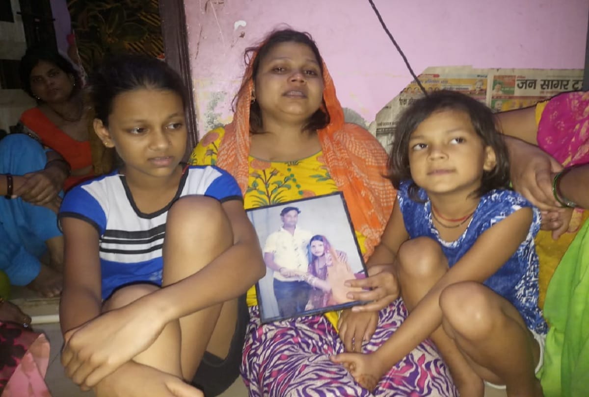 Vikram Joshi News: Journalist vikram joshi attackers also threat his daughter go away else we will kill you