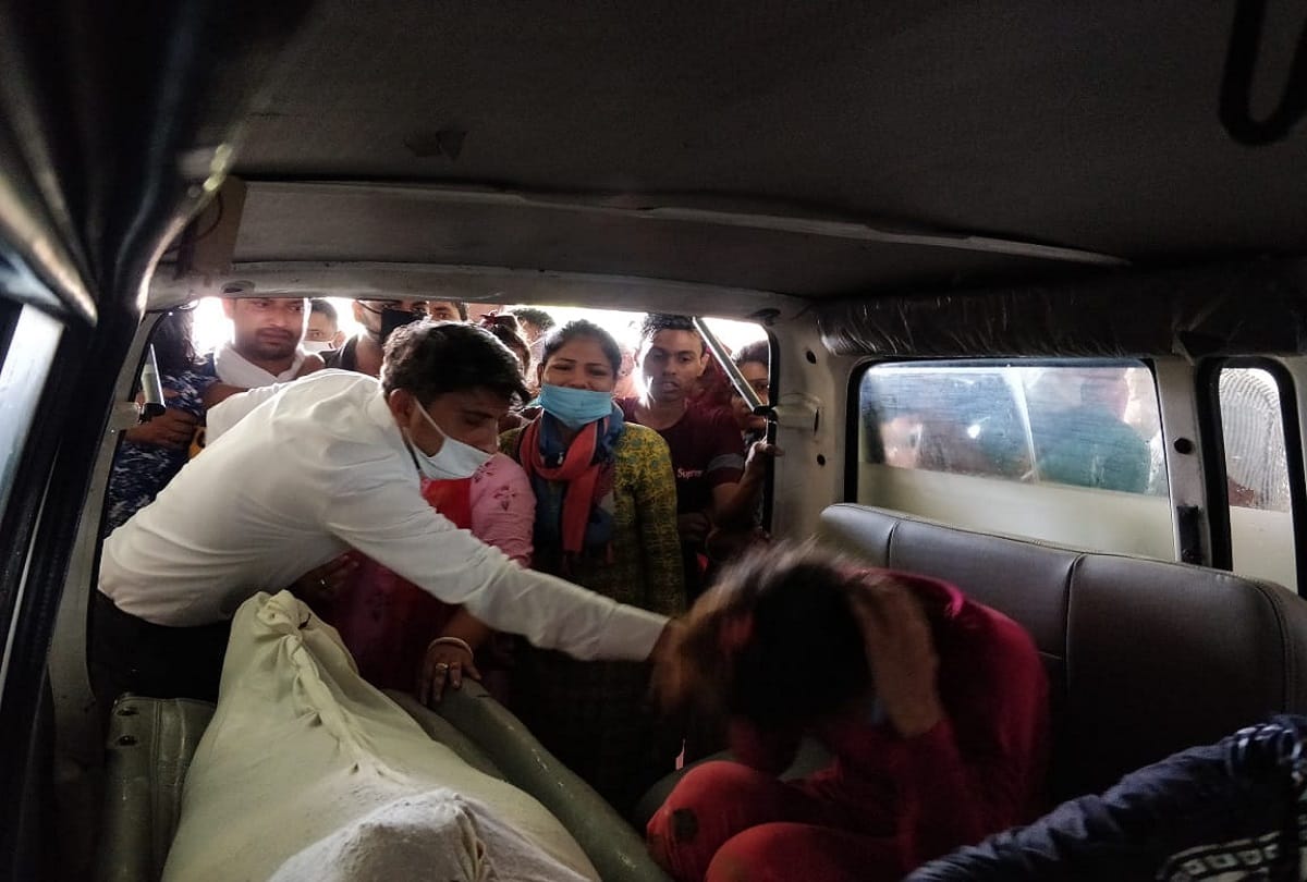 Vikram Joshi death doctors search bullet in body for two hours during postmortem about to mri but a phone call
