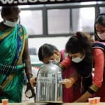लॉक डाउन में महिलाओं ने घर और बाहर दोनों ही जगहों पर मोर्चा संभाला है।