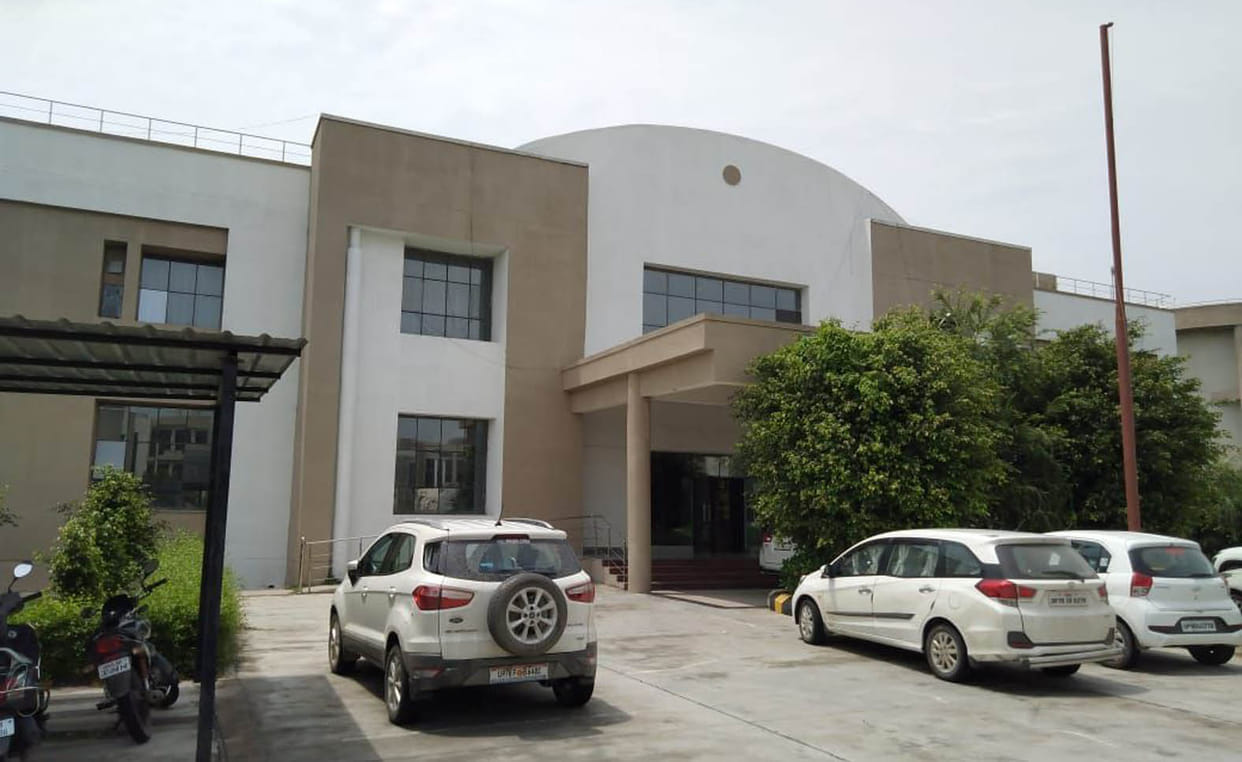Now 425 patients are treated simultaneously in medical college