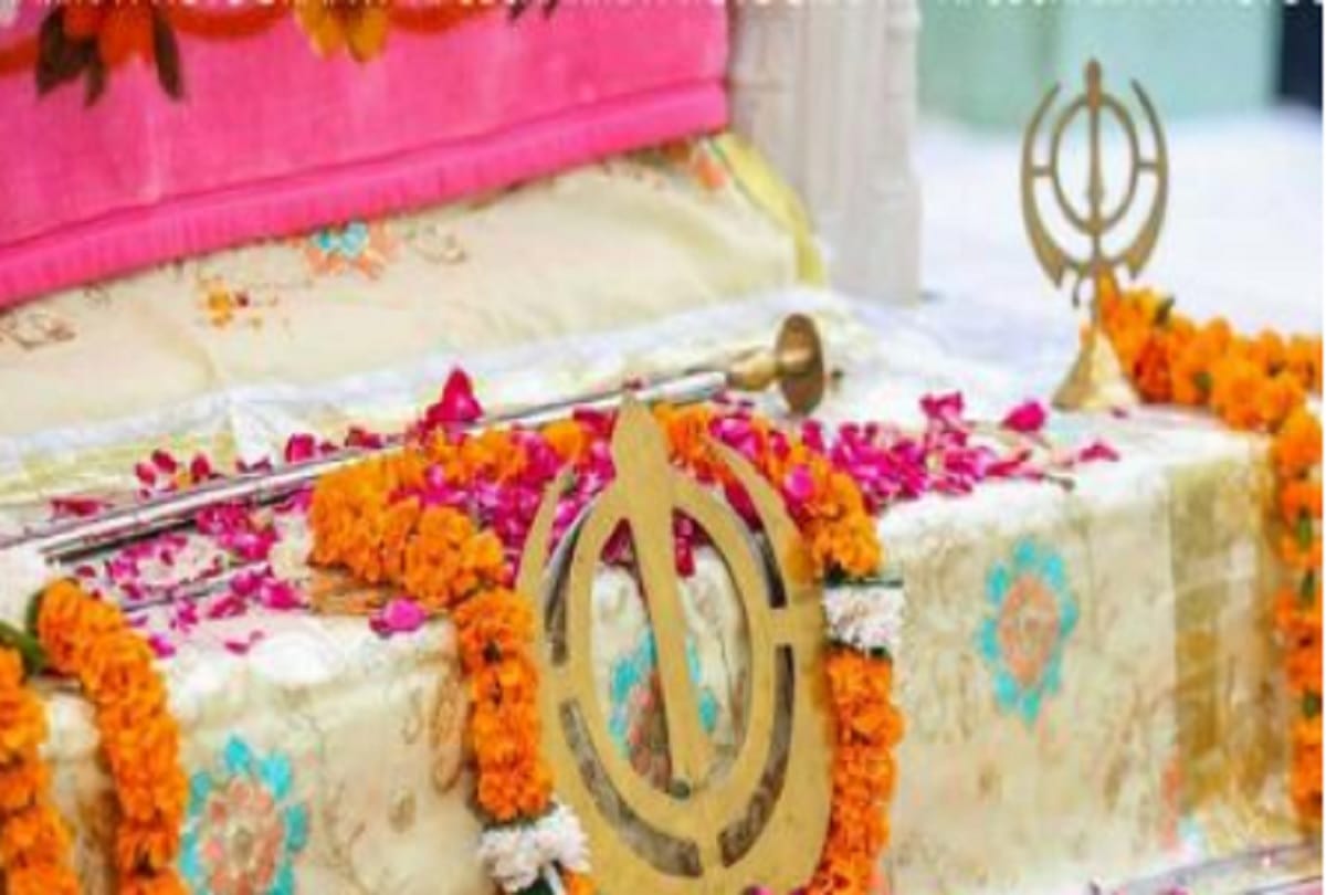Sikhs handed over 200-year-old gurdwara after 73 years in Pakistan