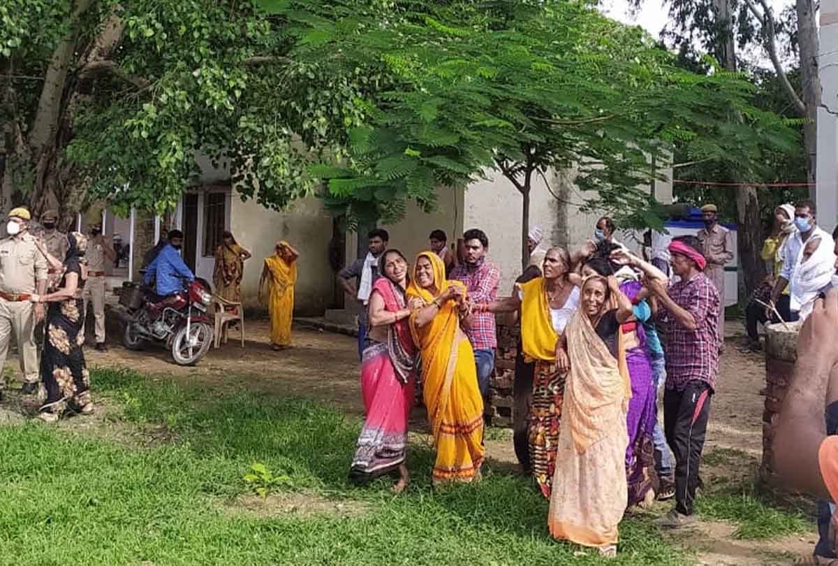 Case of constable suicide inside police station in Jalaun