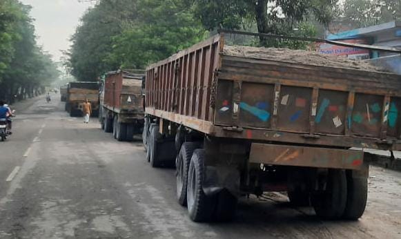 Three vehicles loaded with illegal minerals caught, driver arrested