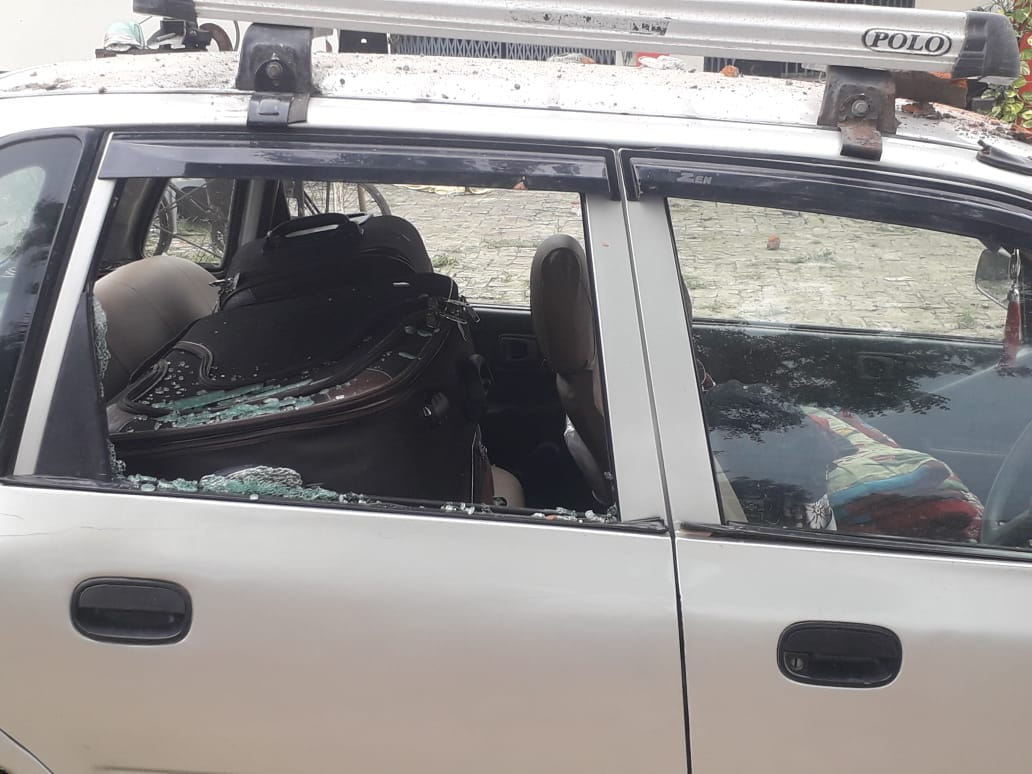 15 injured in conflict, fighting and stone pelting over land dispute