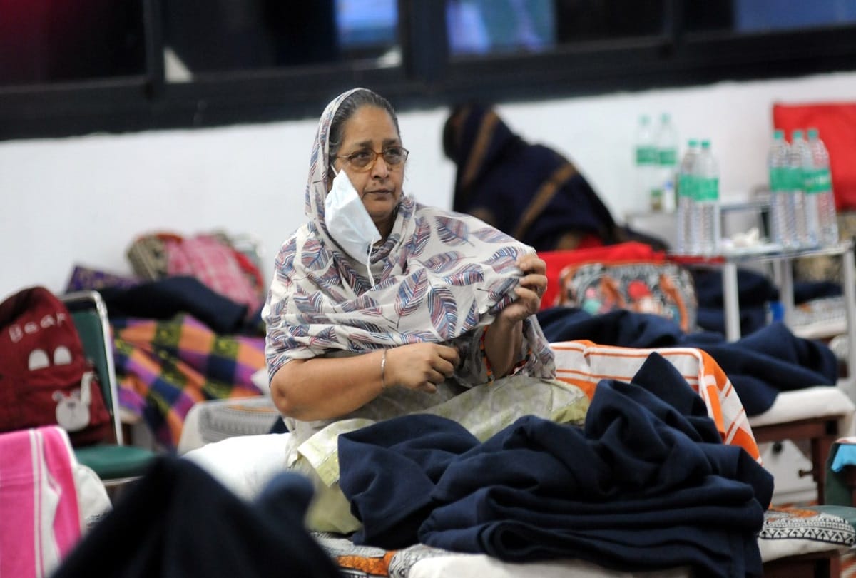 delhi akshardham common wealth games covid care centre woman ward photos see how they start their day