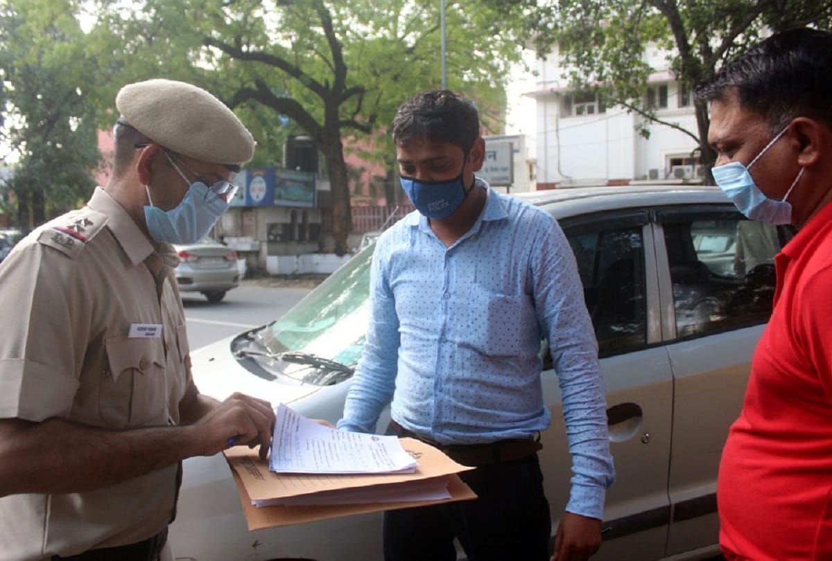 Delhi police earn 3 crore 56 lakh from violators of corona rules social distancing