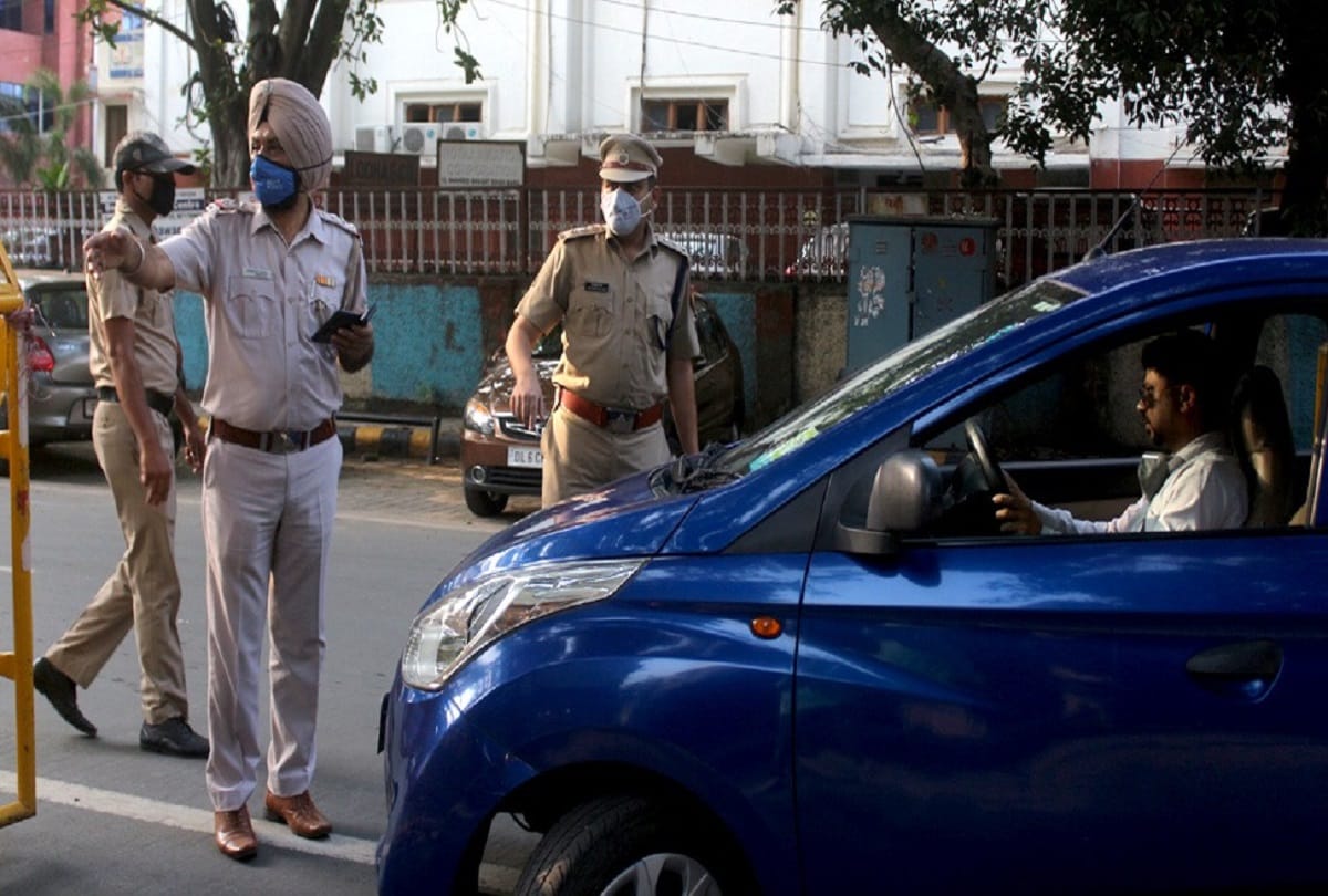 Delhi police earn 3 crore 56 lakh from violators of corona rules social distancing