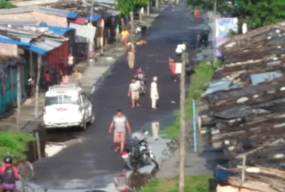 India nepal Dispute: Nepali Citizens Not remove Wire fencing and pillars from No man's land Area