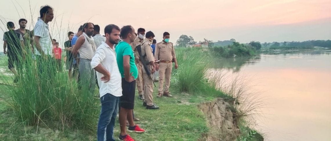 Old lady jumped in Say river, no clue found