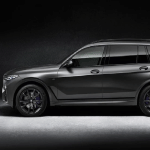 BMW X7 Dark Shadow Edition