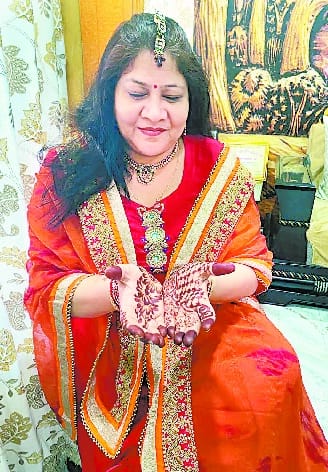 Savita Teej elected Queen in Innerwheel South