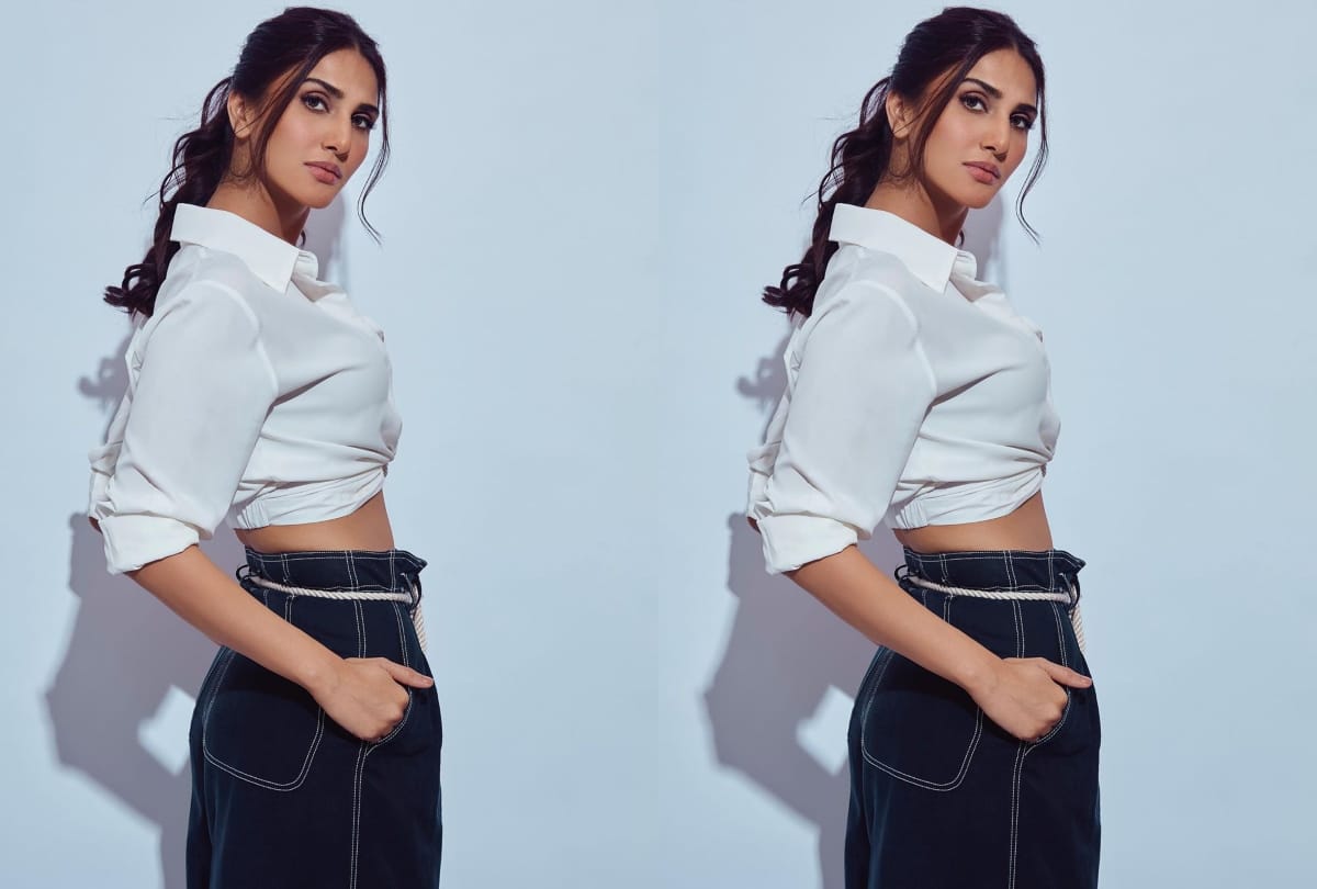 Vaani kapoor spotted at the Mumbai airport on Wednesday on her way to the UK