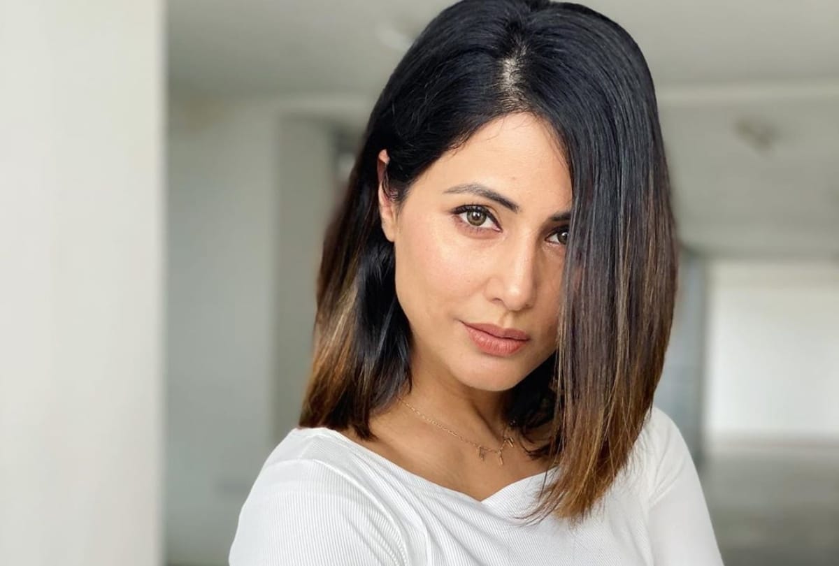 Hina Khan completed 12 years in the entertainment industry