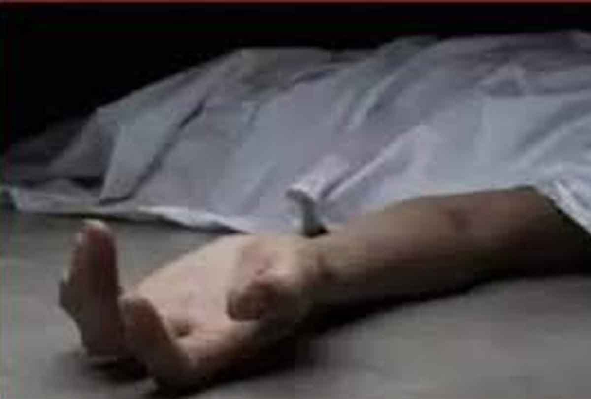 Worker succumbed to death, ambulance did not reach in ghatampur