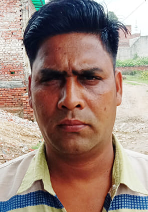 Yashoda Kunj Colony, Badhala, Colony dweller
