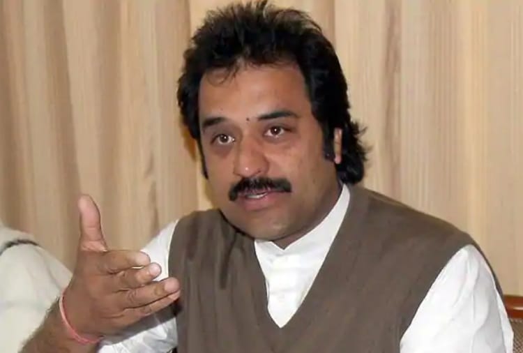 kuldeep bishnoi statement against congress leaders