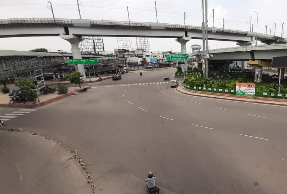 pics of lucknow during lockdown on saturday