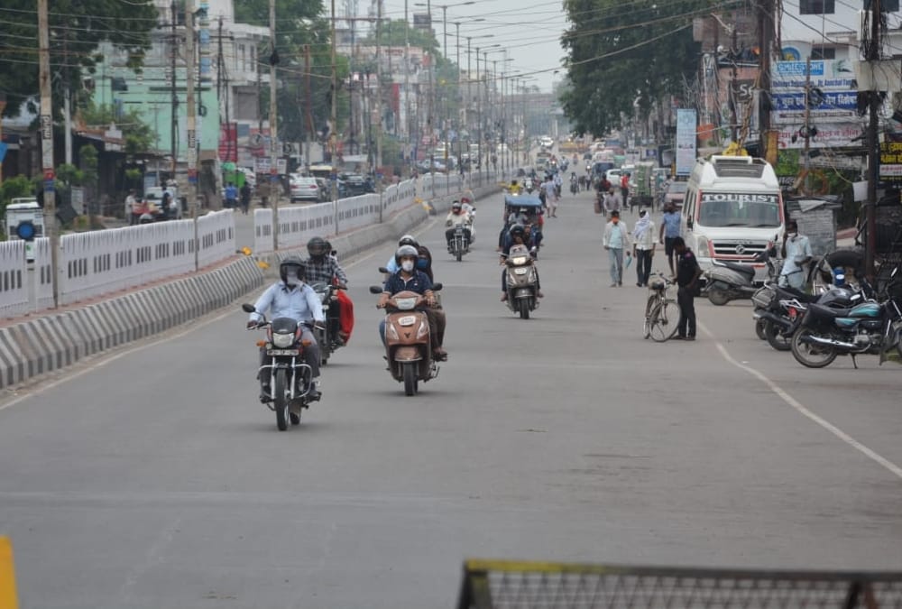 Government relief to employees who cannot reach office due to lockdown