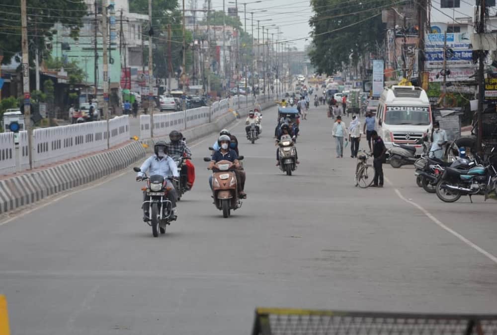 pics of lucknow during lockdown on saturday