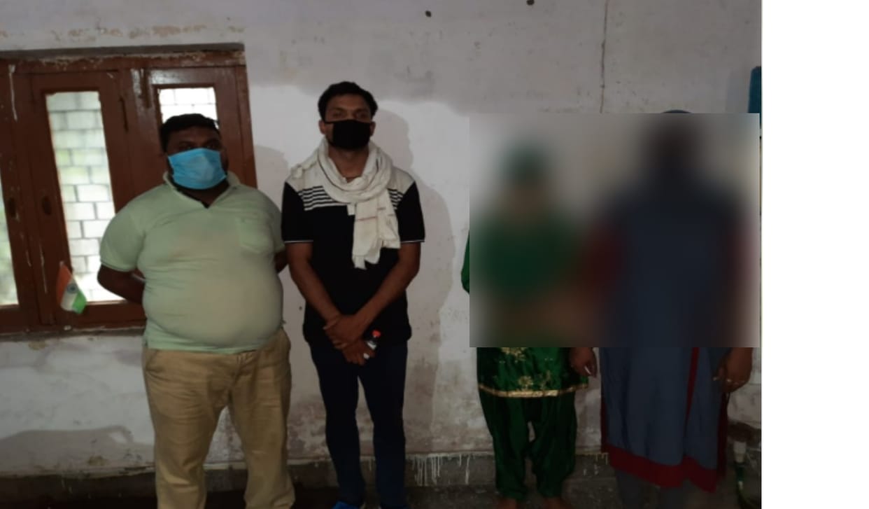 Meerut News: Police raids in hotel and four people arrested including manager