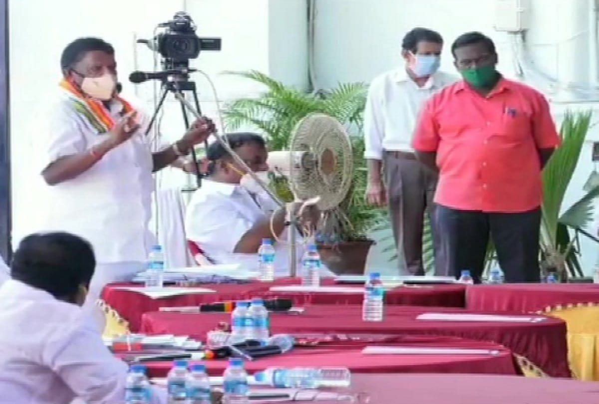 Puducherry MLA Corona positive, House proceedings under Neem tree, then adjourned