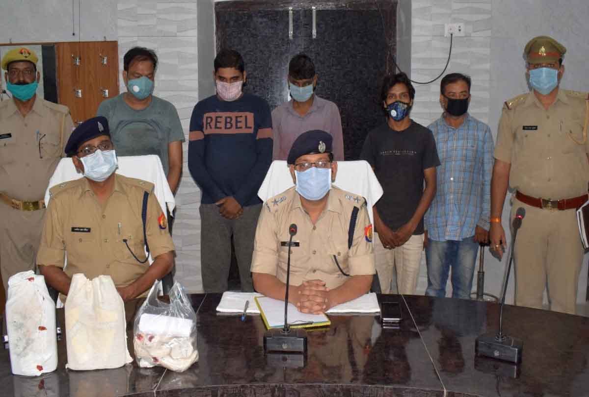 Five arrested for selling adulterated liquor in hardoi