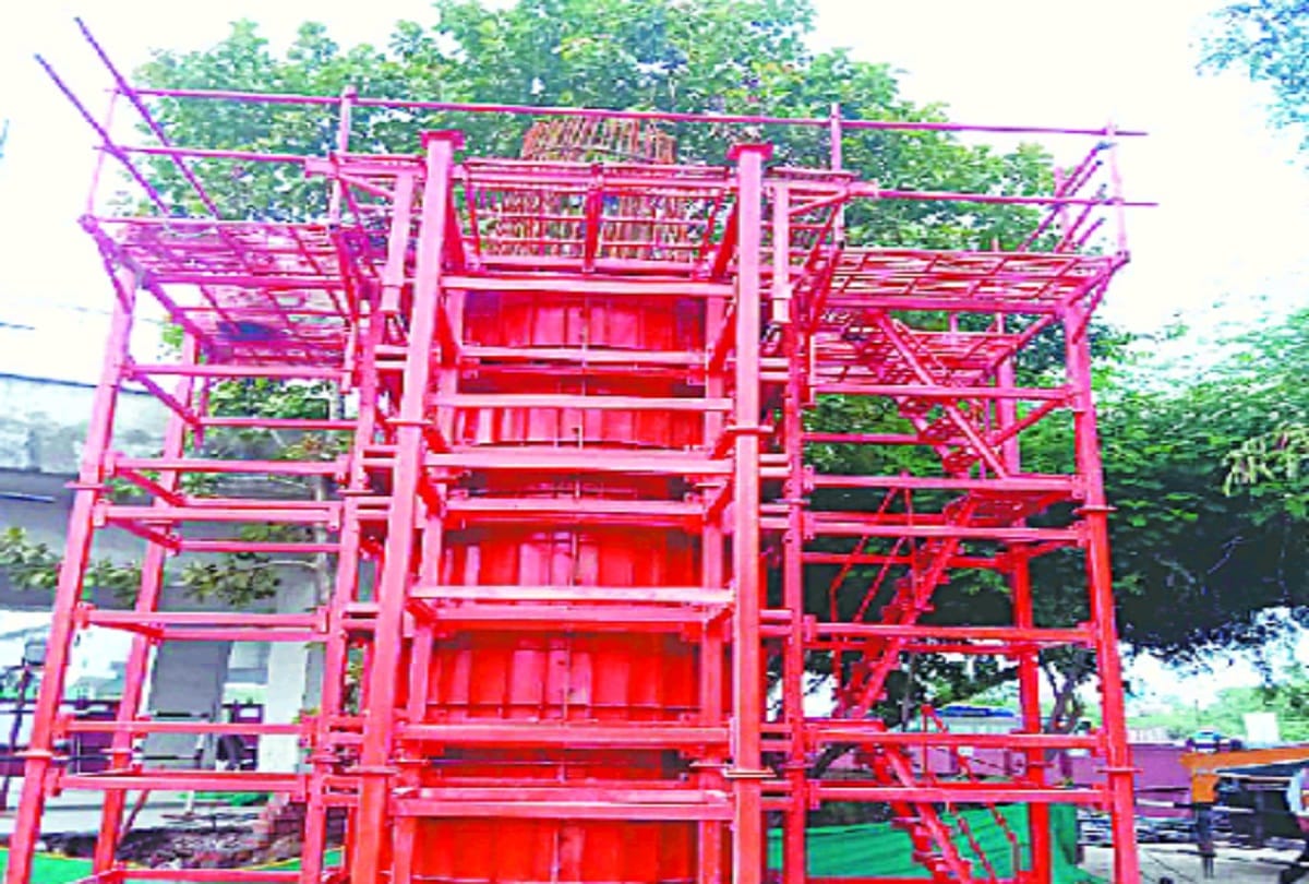 Delhi Metro phase 4 Pillar work started on Janakpuri West RK Ashram Marg