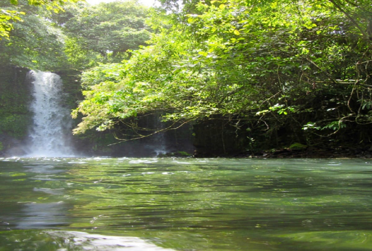 top places in the world which is most rainiest and wettest on earth