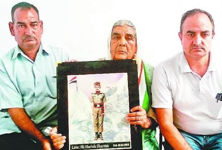Kargil Vijay Diwas 2020: Kargil War Shaheed Jawan Harish Pal Sharma's Family Waiting For Army Medal