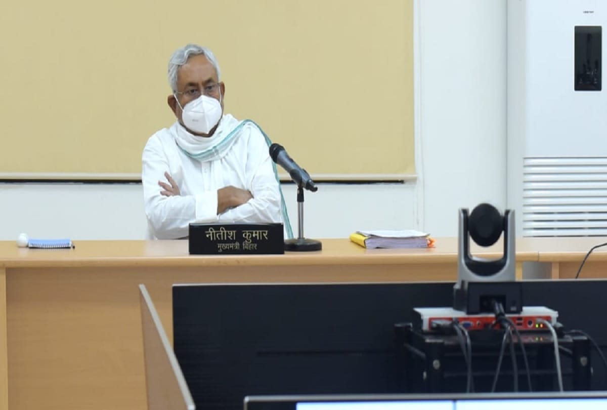 Chief Minister Nitish Kumar held a State Cabinet meeting through video conference to review the Bihar Flood situation