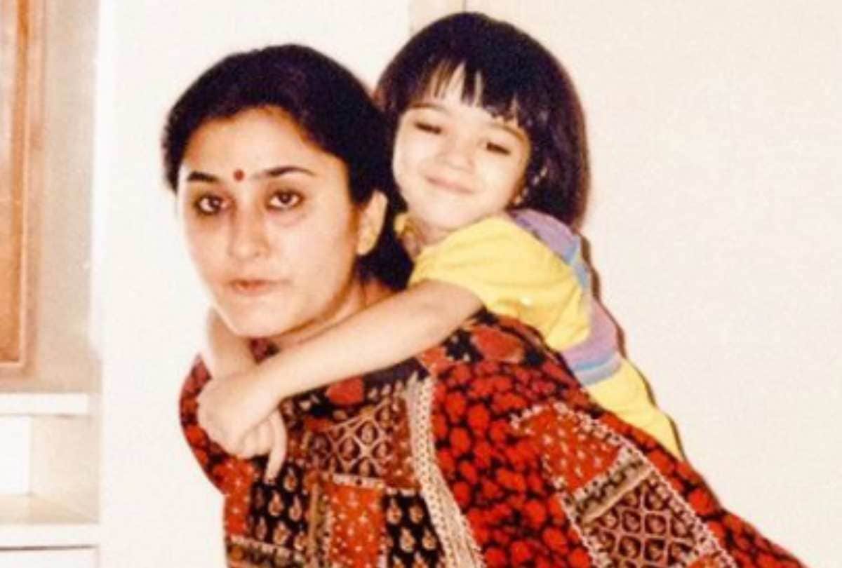 Kriti Sanon Birthday Special: unseen adorable childhood pictures