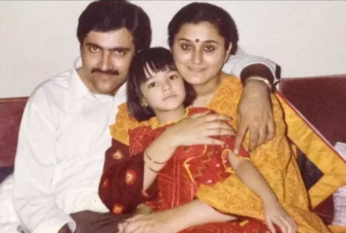 Kriti Sanon Birthday Special: unseen adorable childhood pictures