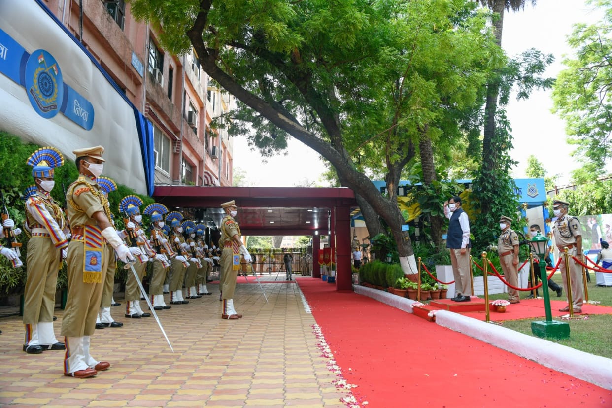 CRPF Raising Day: How CRPF Soldiers gave a befitting reply to the army of China and Pakistan in 1959 and 1965