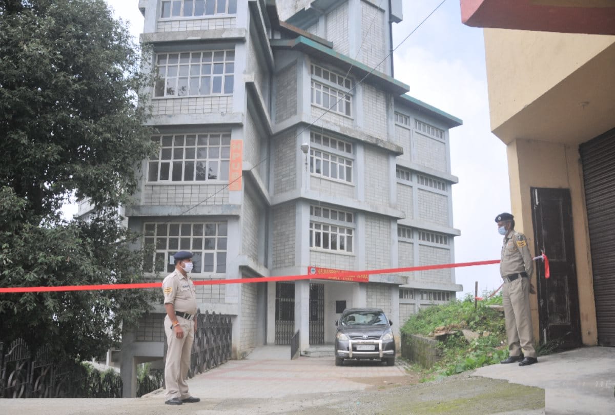 Coronavirus: Himachal University Sealed Transport Headquarter, security personnel deployed at gate