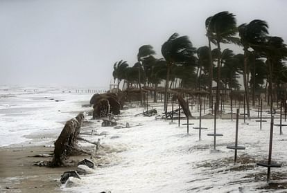Lee: Hurricane Lee could be dangerous in the Atlantic and is moving towards the eastern Caribbean region Hurricane Lee may be dangerous in the Atlantic moving towards the eastern Caribbean region